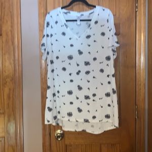 LuLaRoe Christy Tee